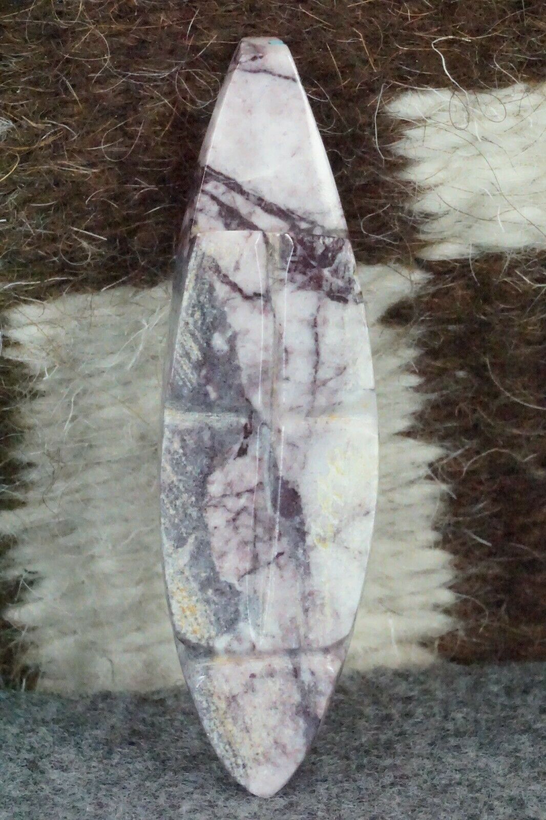Bear Zuni Fetish Carving - Abby Panteah - High Lonesome Trading