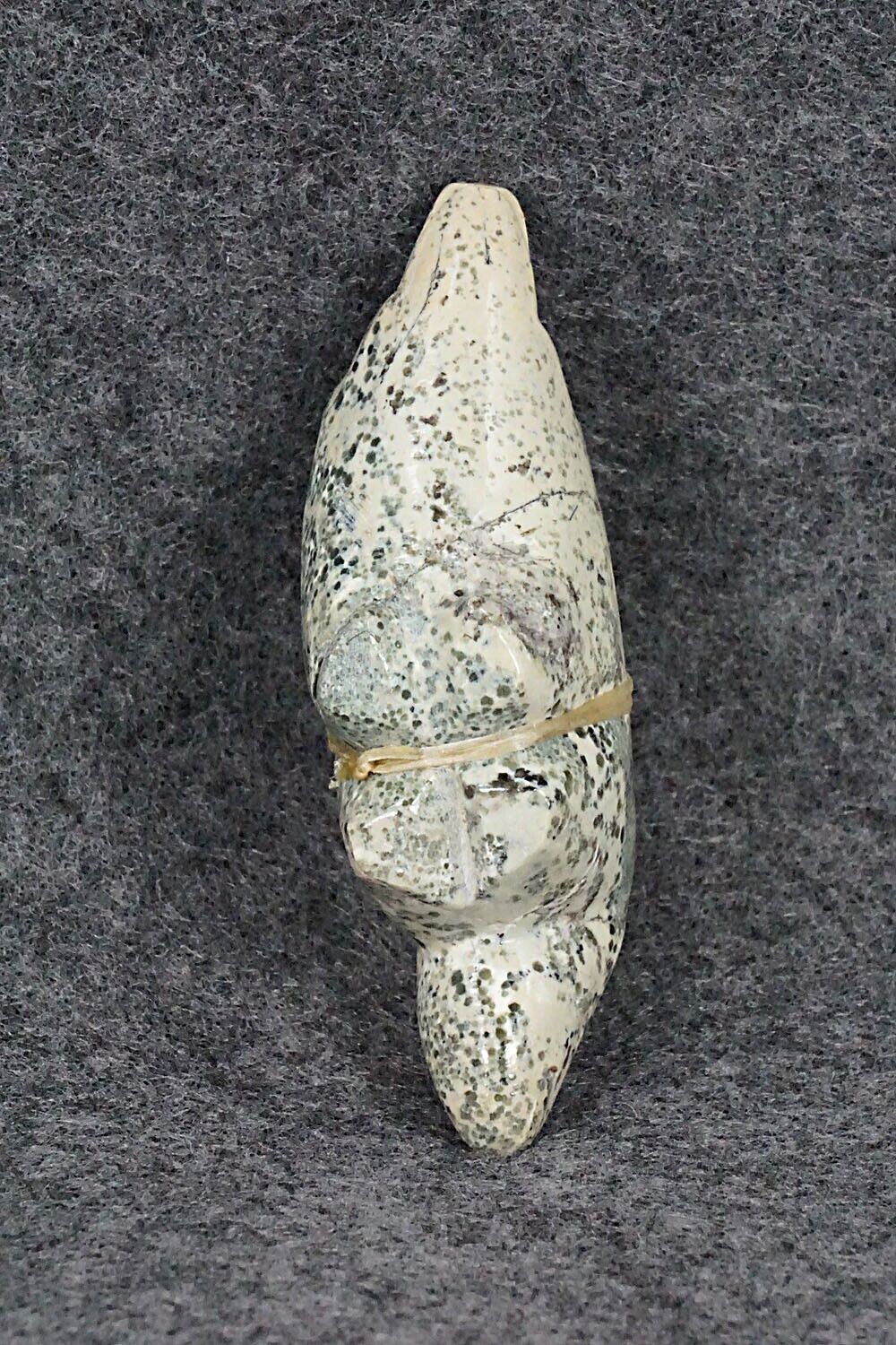 Wolf Zuni Fetish Carving - Delvin Leekya