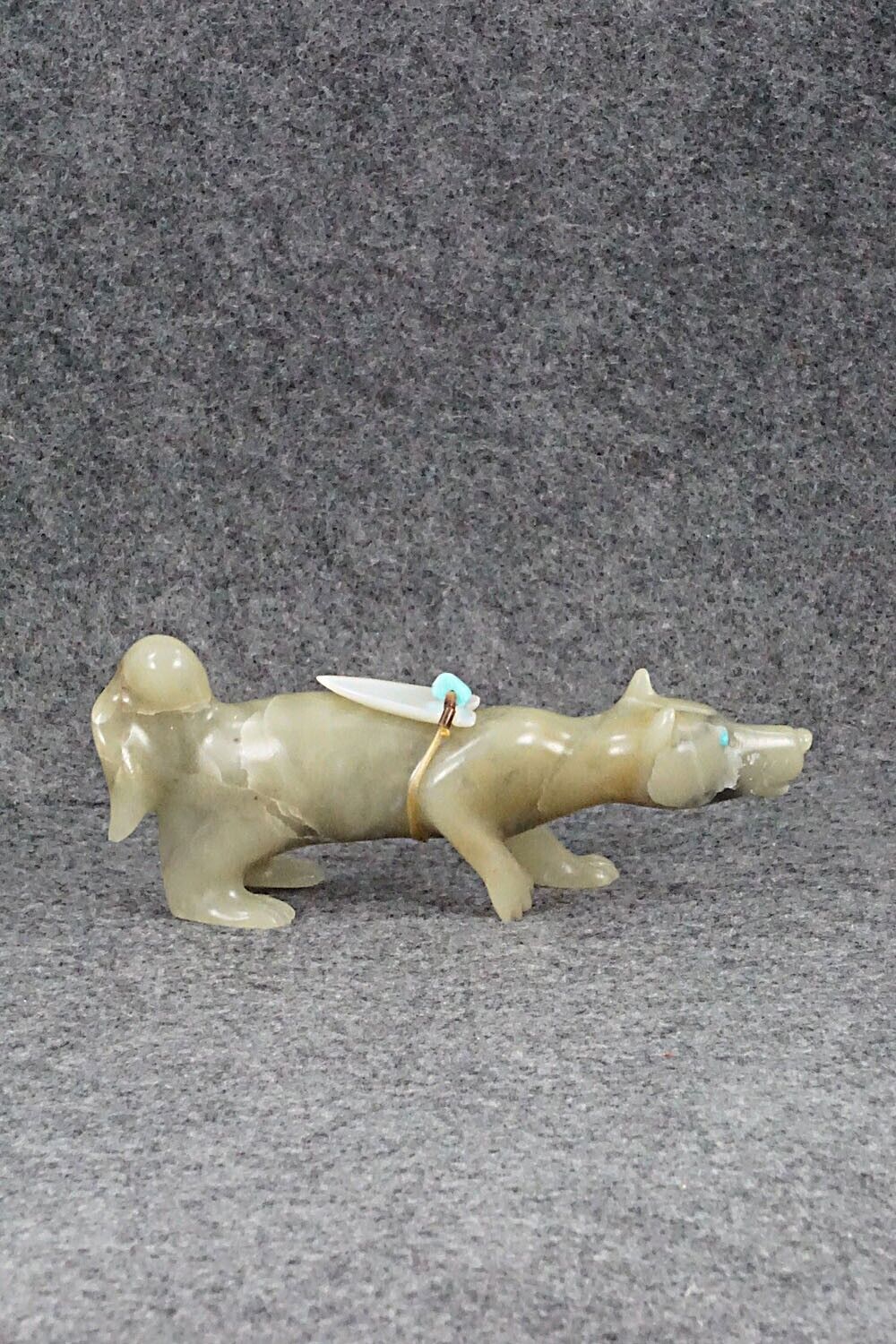 Wolf Zuni Fetish Carving - Albert Eustace