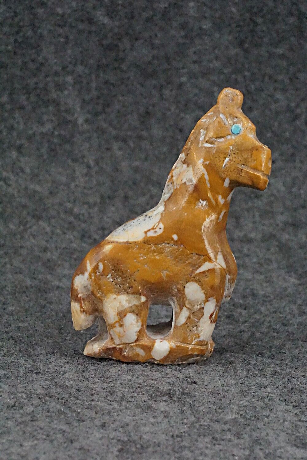 Horse Zuni Fetish Carving - Colton Kaamasee