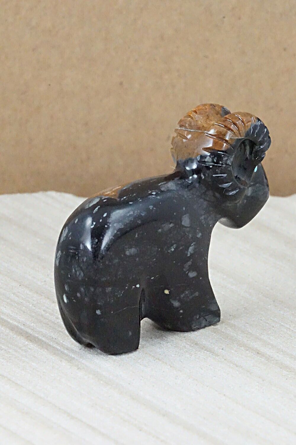 Ram Zuni Fetish Carving - Rodney Laiwakete
