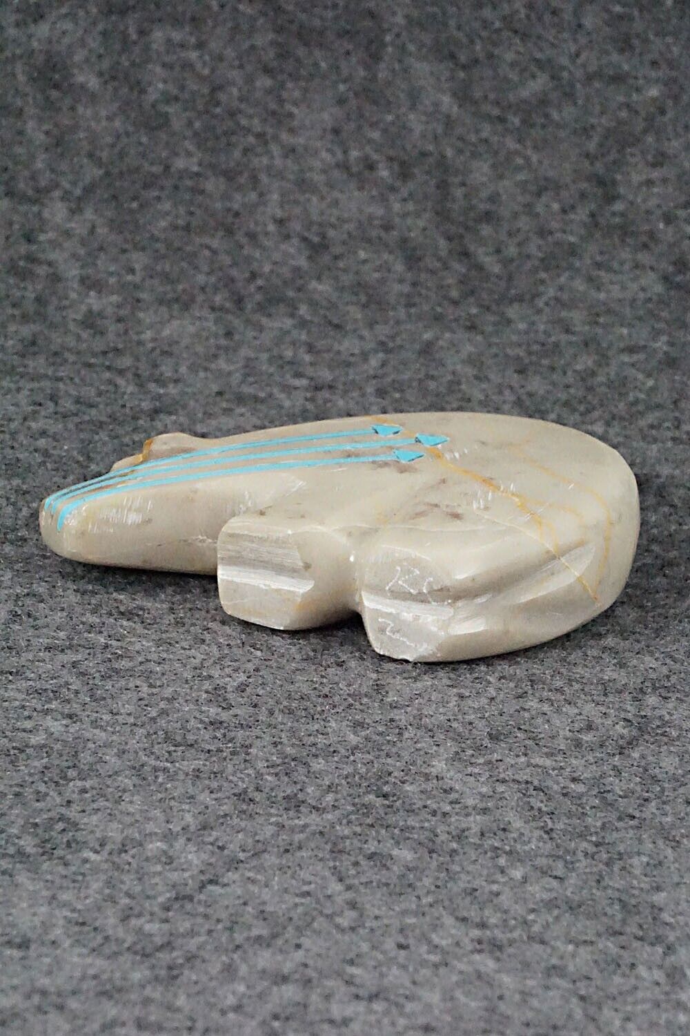 Bear Zuni Fetish Carving - Rodney Laiwakete