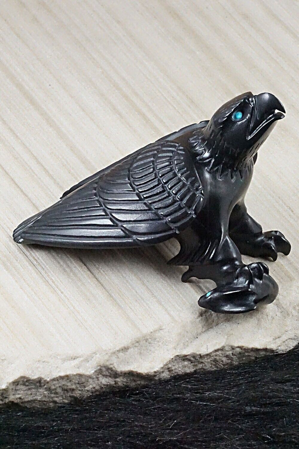 Eagle Zuni Fetish Carving - Albert Eustace
