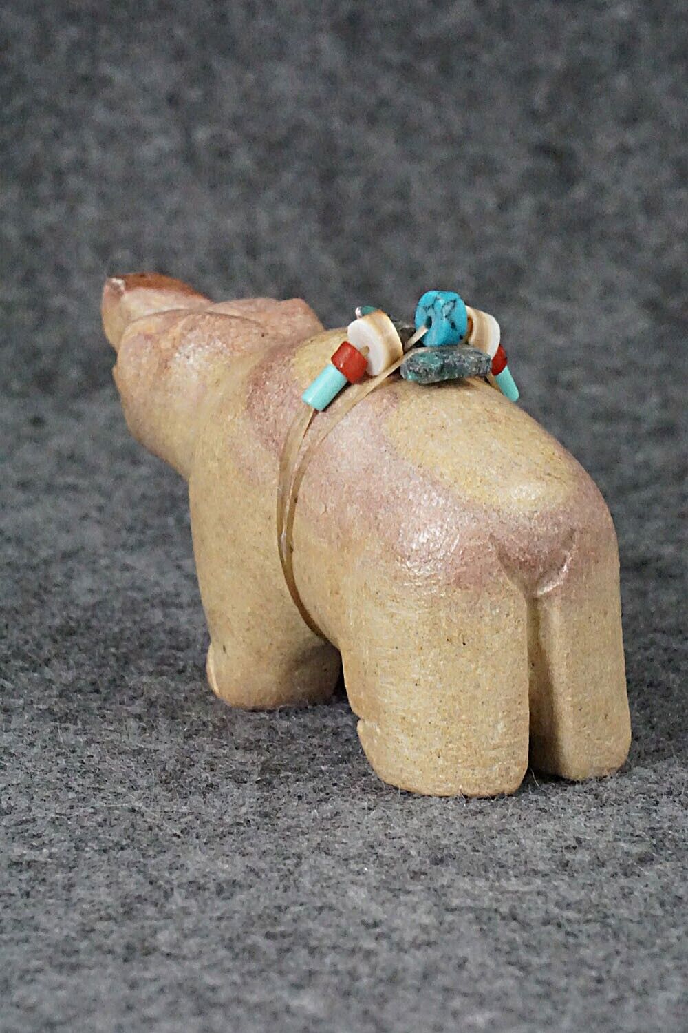 Bear Zuni Fetish Carving - Narrin Bowannie