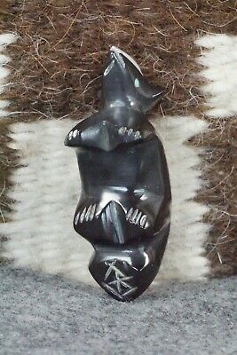 Skunk Zuni Fetish Carving - Calvert Bowannie