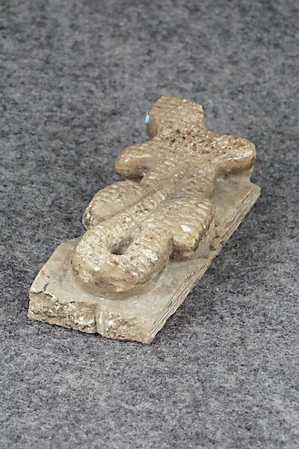 Lizard Zuni Fetish Carving - Theo Natewa