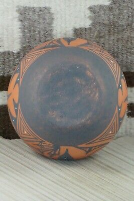 Zuni Pottery - Priscilla Peynetsa