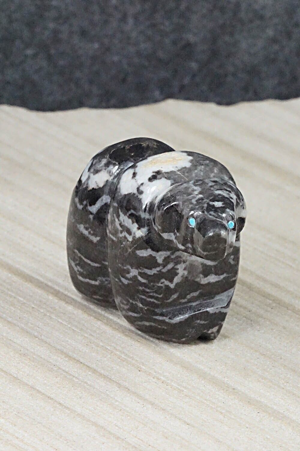 Bear Zuni Fetish Carving - Ed Lementino