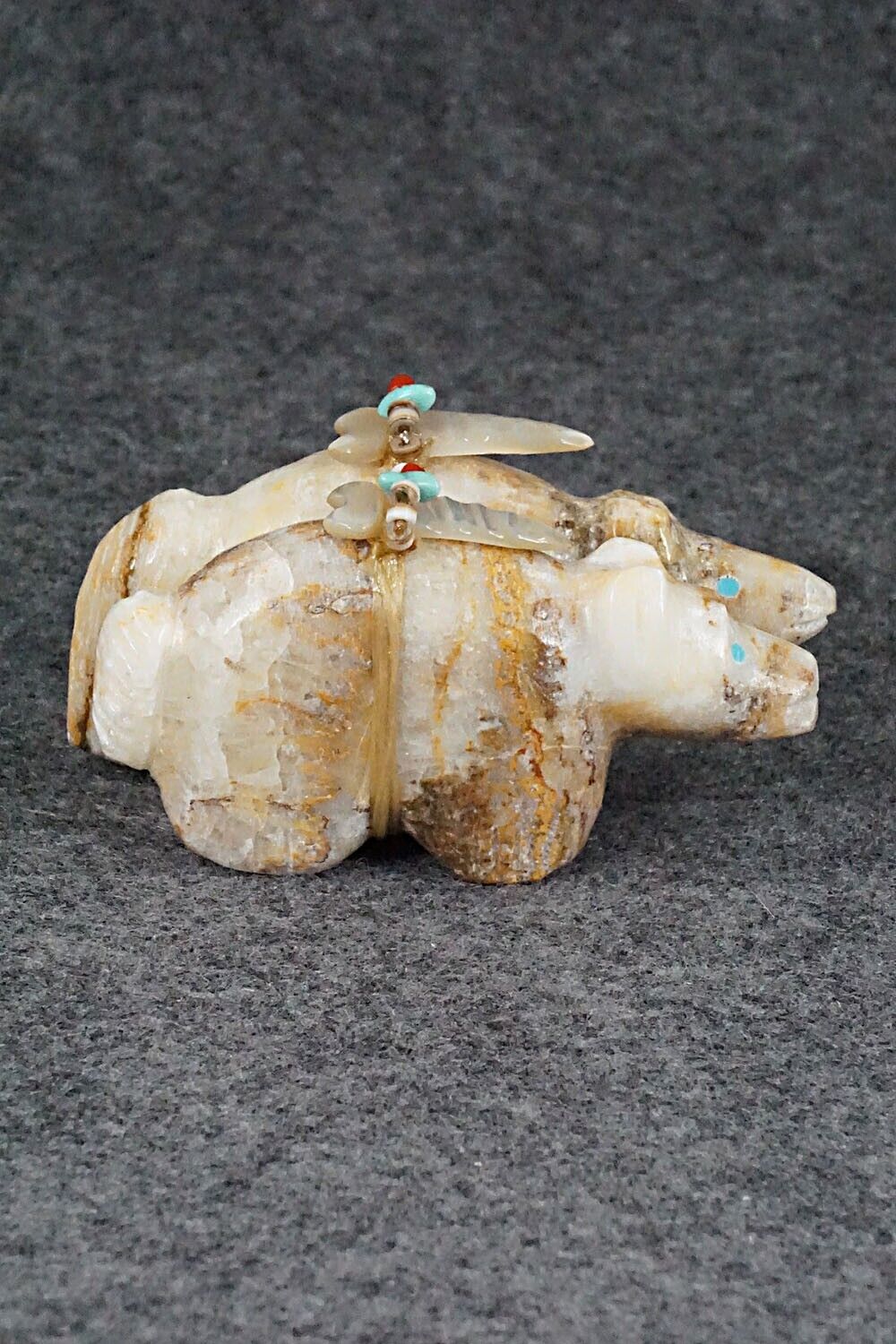 Bear Zuni Fetish Carving - Peter Gasper