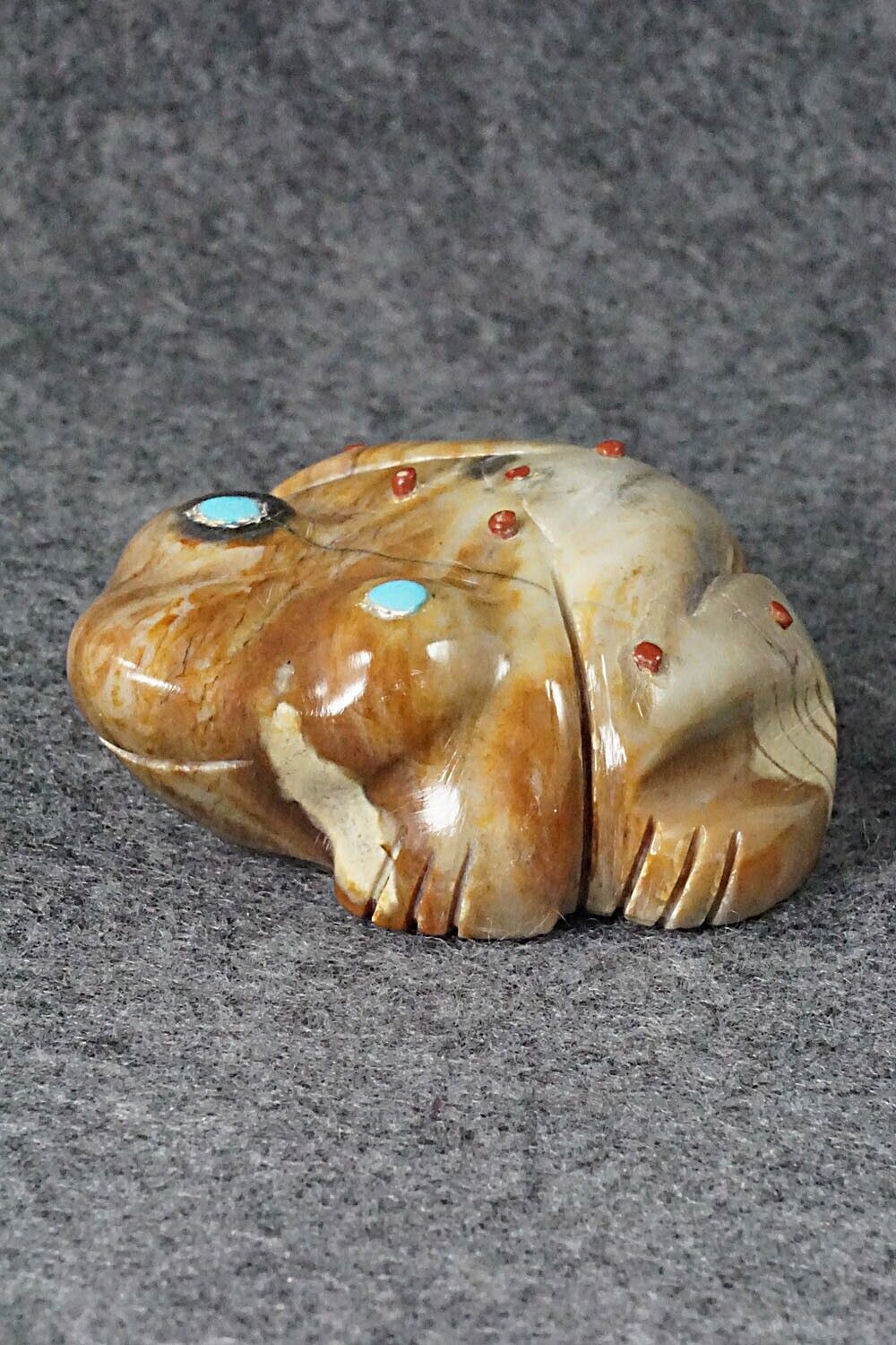 Frog Zuni Fetish Carving - Gordon Poncho