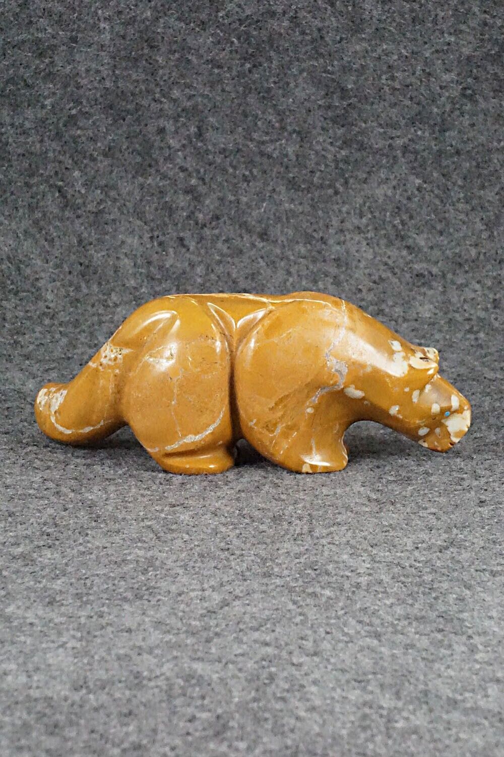 Mountain Lion Zuni Fetish Carving - Rosella Soseeah