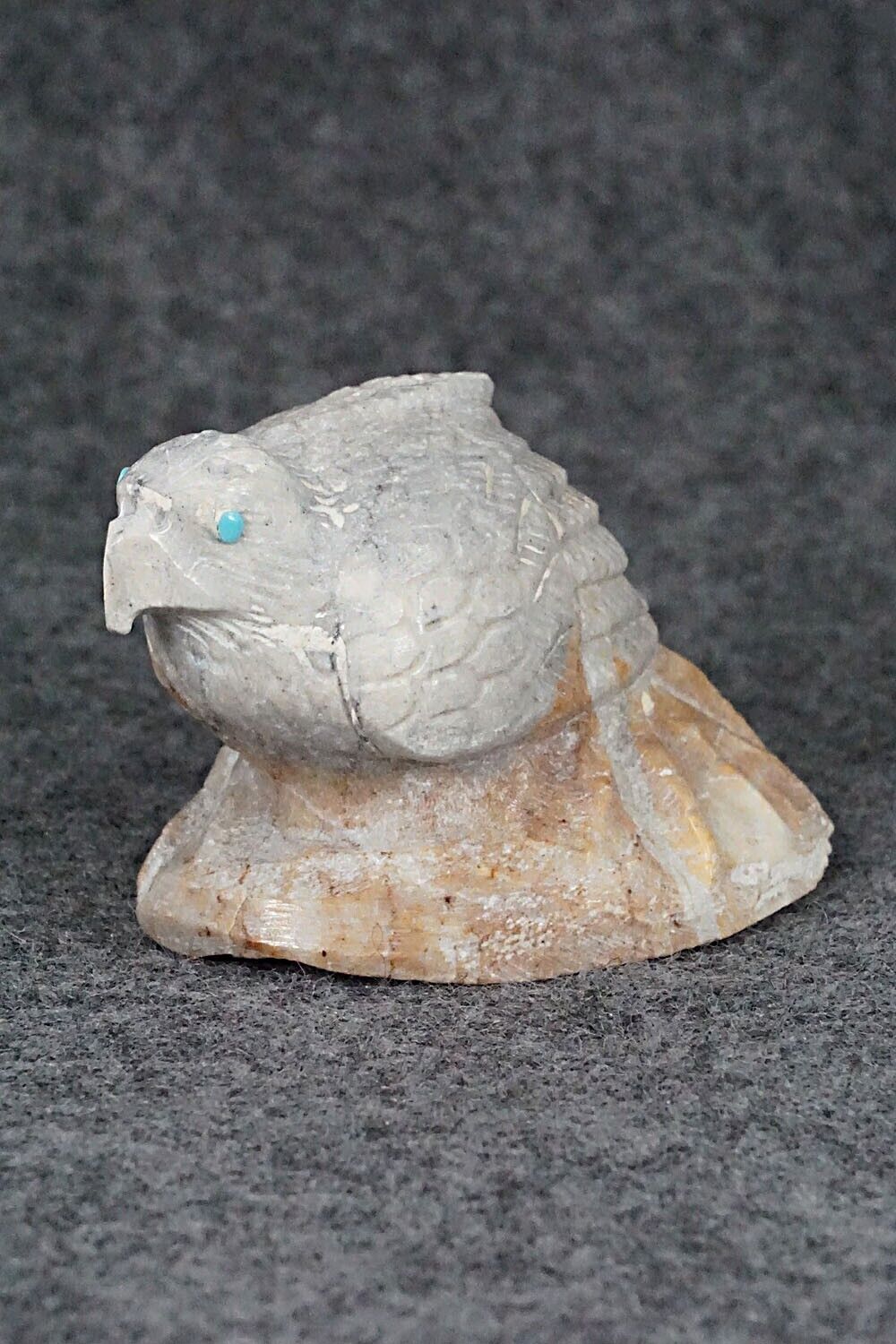 Eagle Zuni Fetish Carving - Derrick Kaamasee