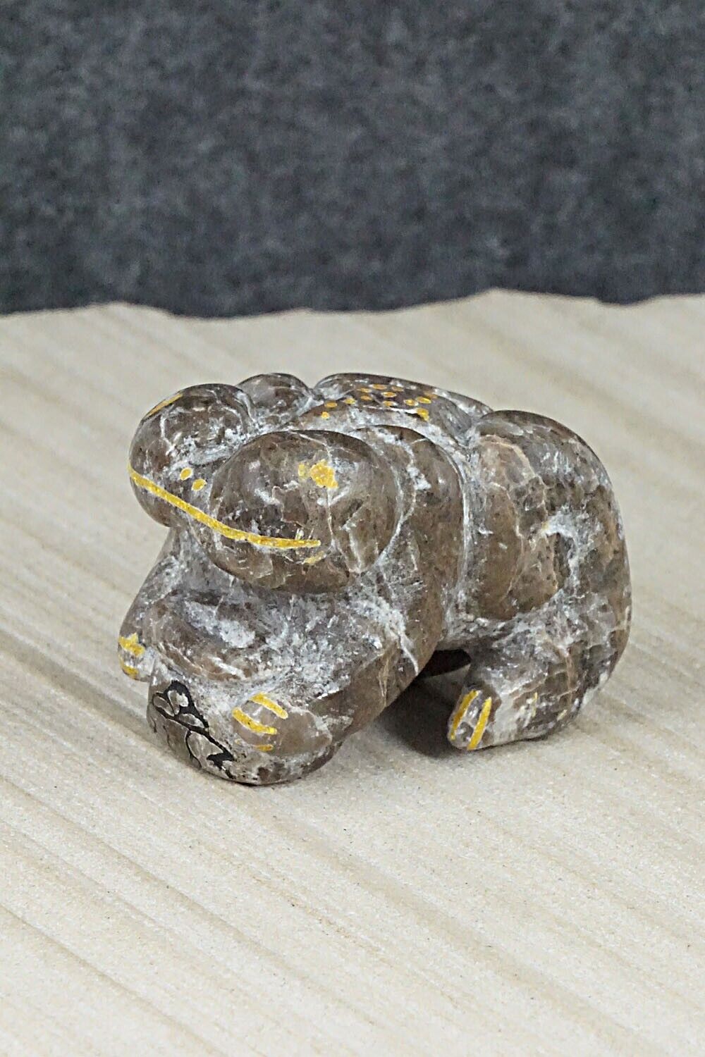Frog Zuni Fetish Carving - Rick Kallestewa