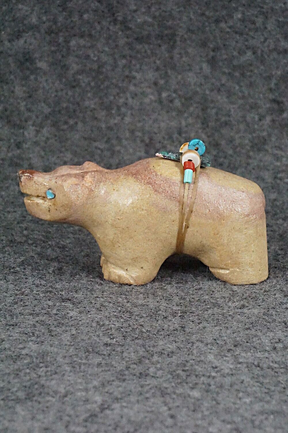 Bear Zuni Fetish Carving - Narrin Bowannie