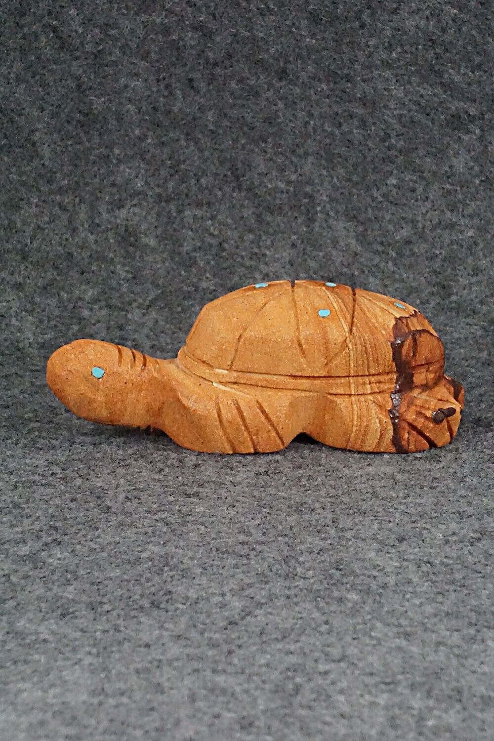 Turtle Zuni Fetish Carving - Louise Ponchuella