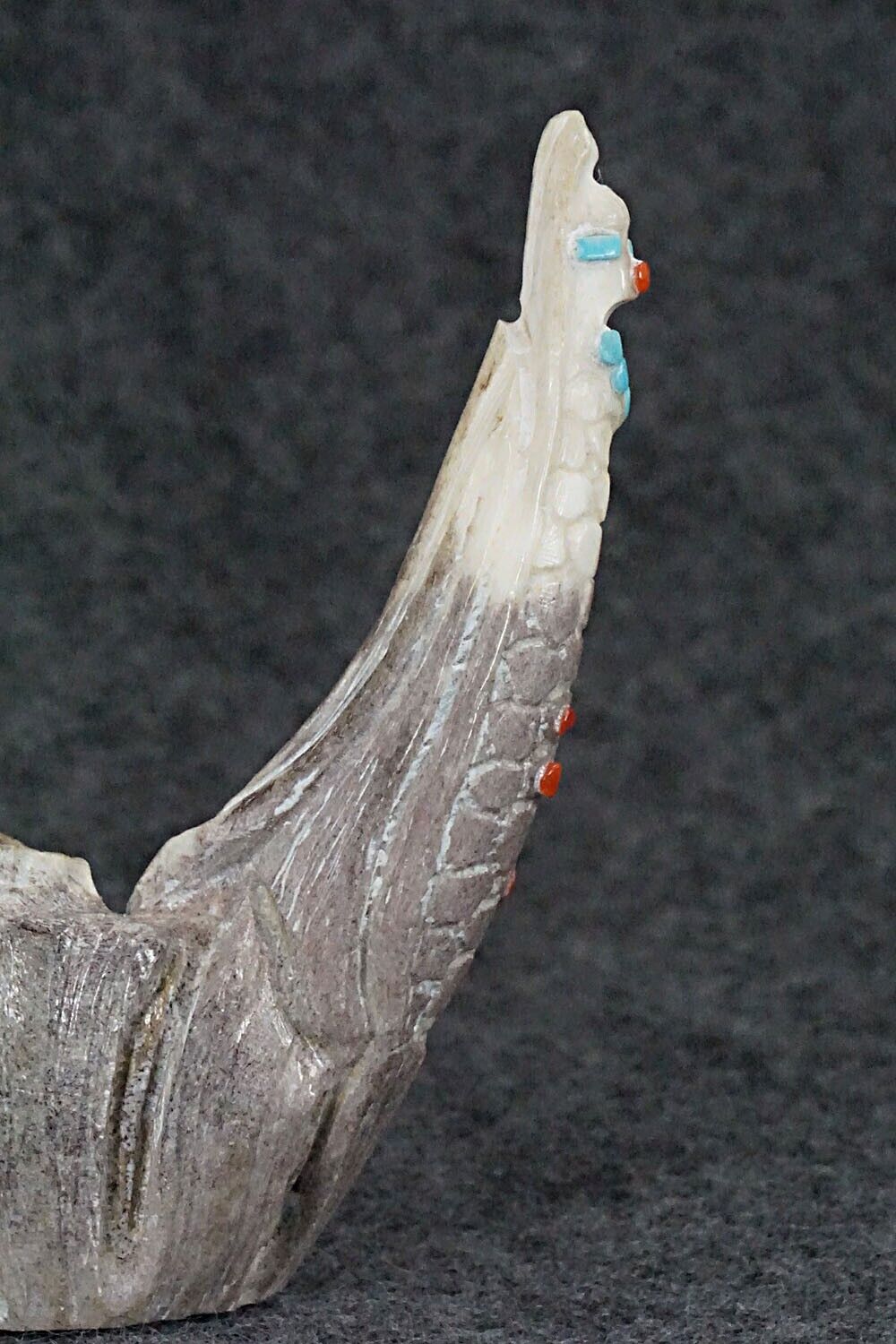 Corn Maiden Zuni Fetish Carving - Derrick Kaamasee