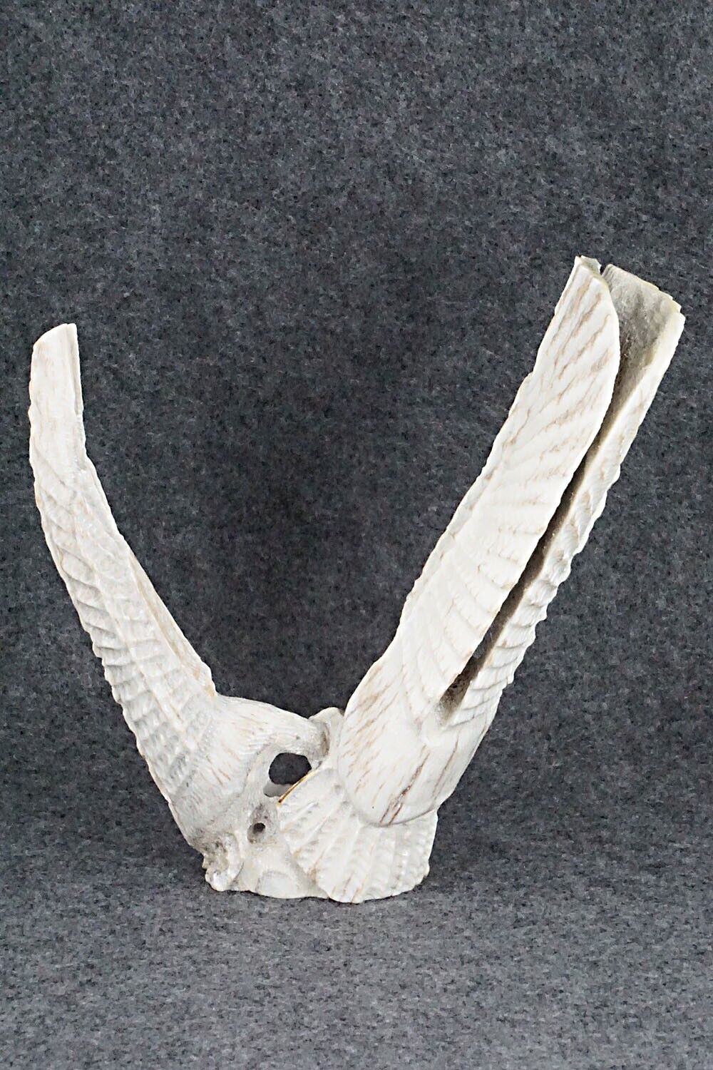 Eagle Zuni Fetish Carving - Jerrold Lahaleon