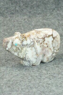 Bear Zuni Fetish Carving - Ronnie Lunasee