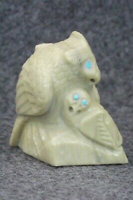 Owl Zuni Fetish Carving - Derrick Kaamasee