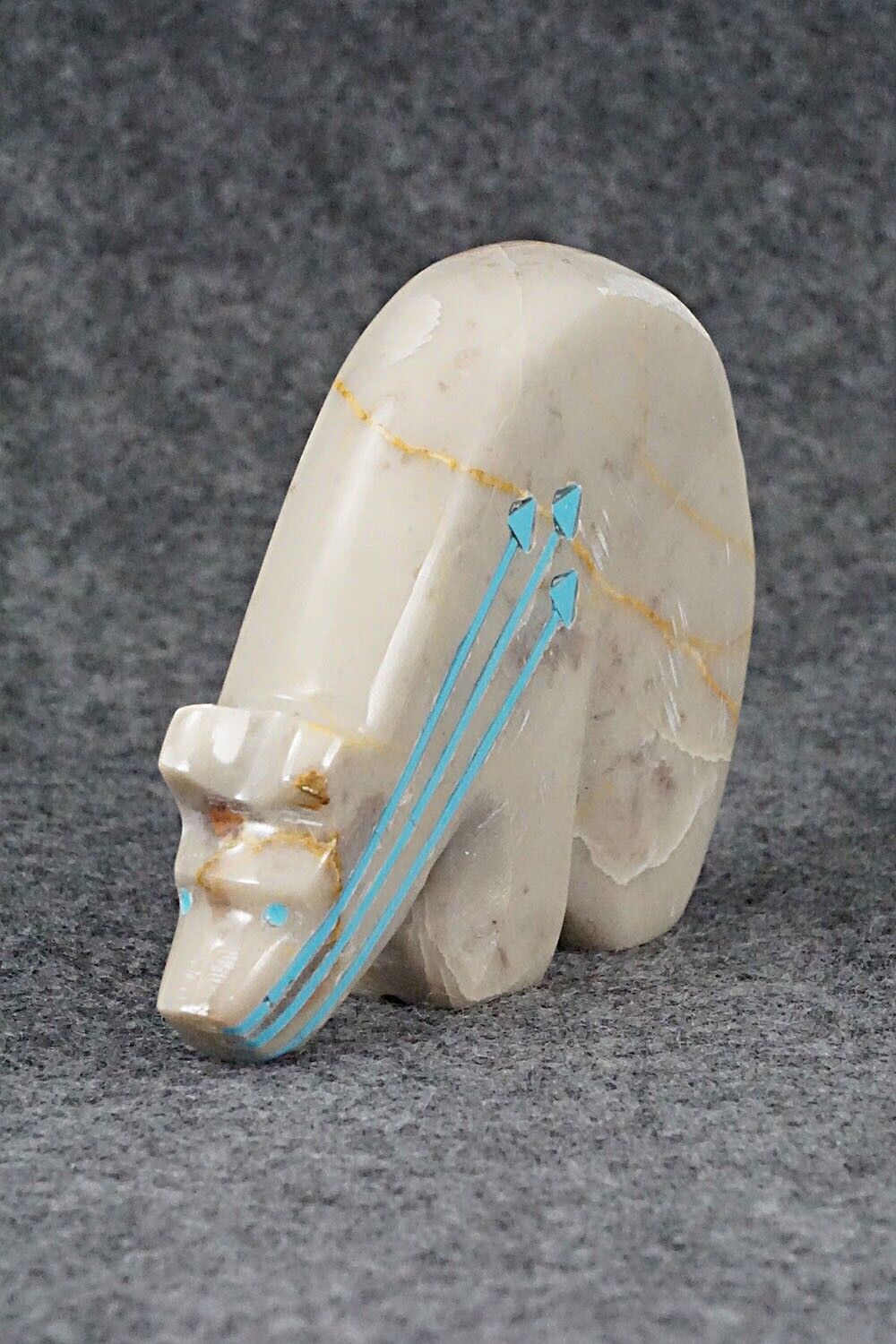 Bear Zuni Fetish Carving - Rodney Laiwakete