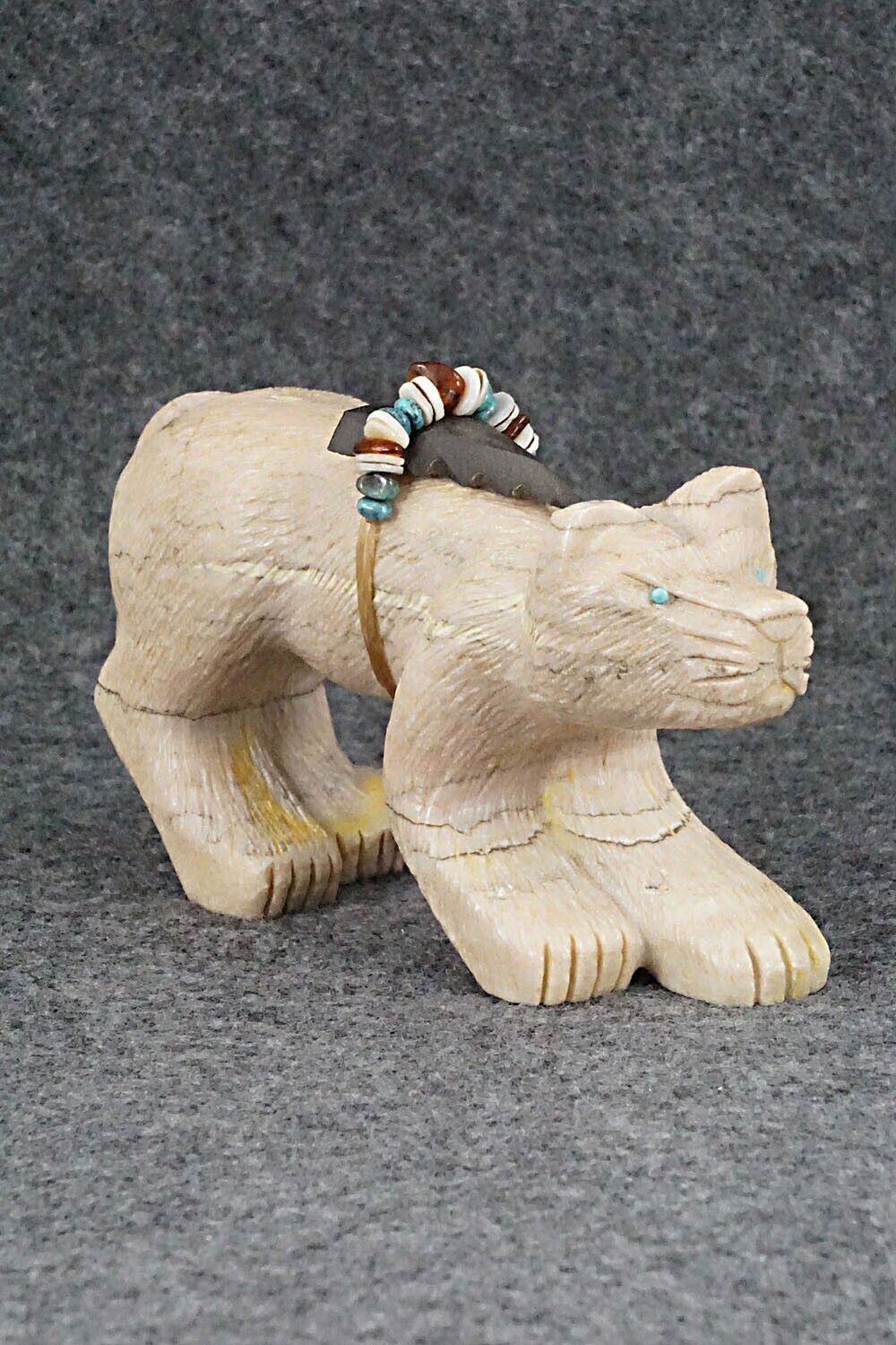 Mountain Lion Zuni Fetish Carving - Douglas Martza
