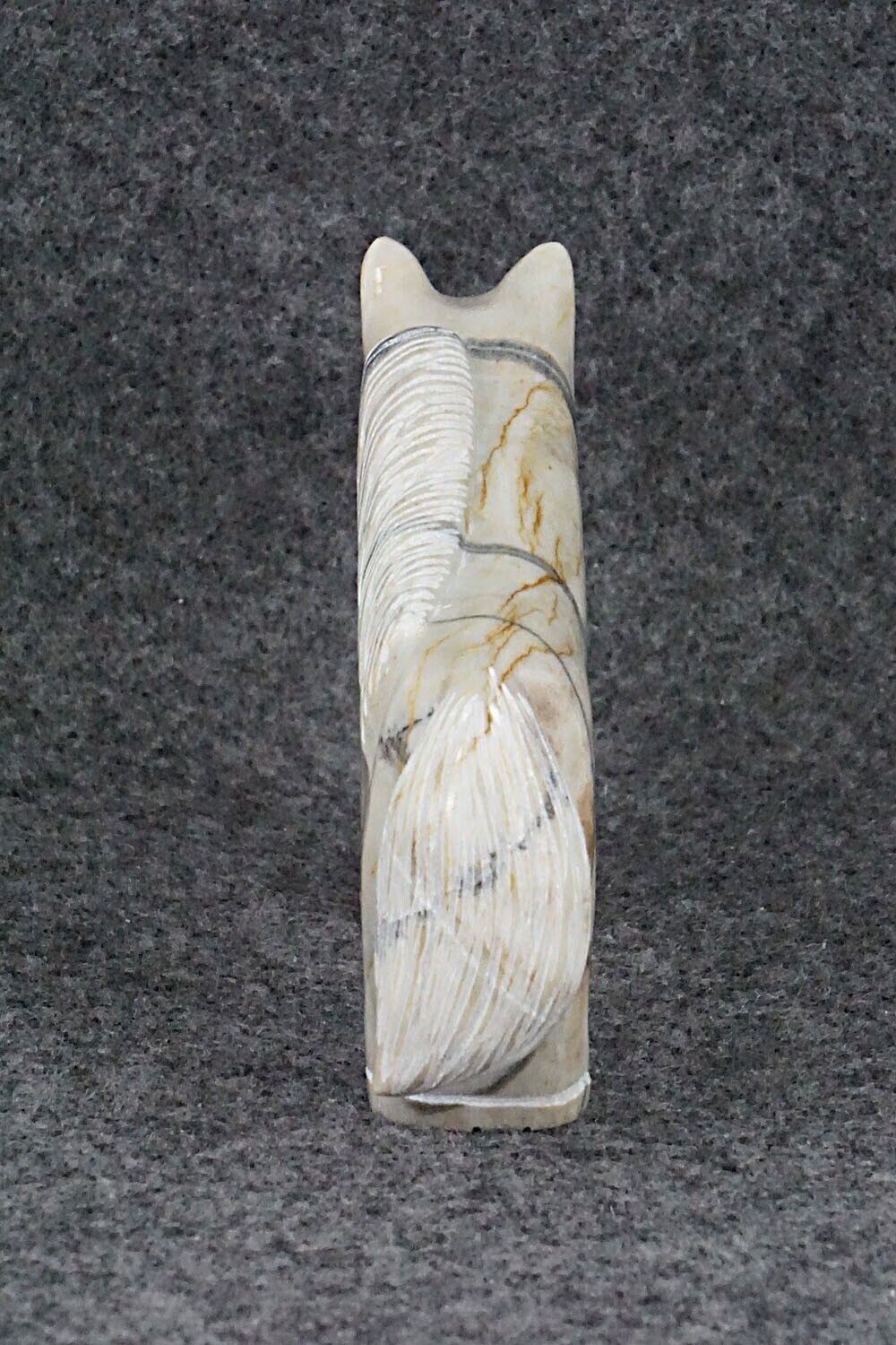 Horse Zuni Fetish Carving - Shannon Calavaza