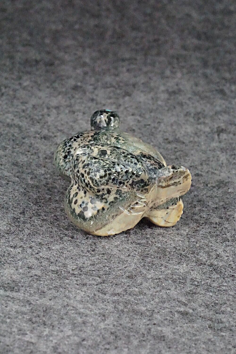 Frog Zuni Fetish Carving - Fred Weekoty