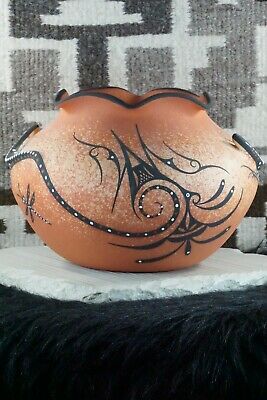 Zuni Pottery - Deldrick Cellicion