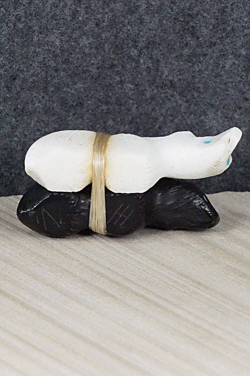 Bear Zuni Fetish Carving - Herbert Halate