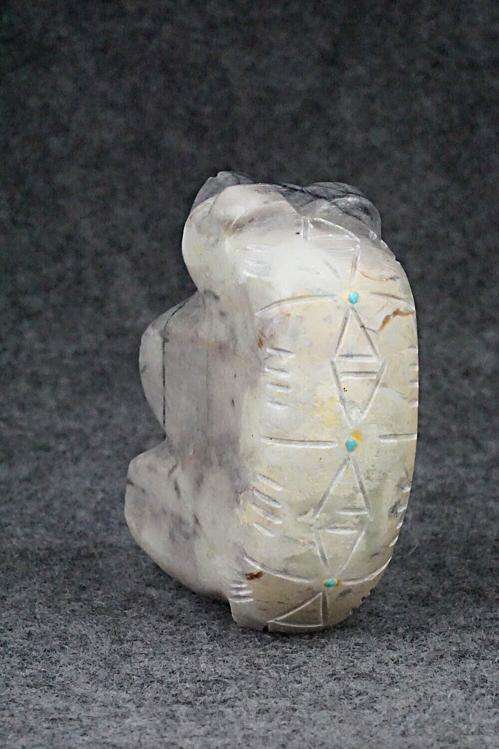 Bear Zuni Fetish Carving - Ronnie Lunasee