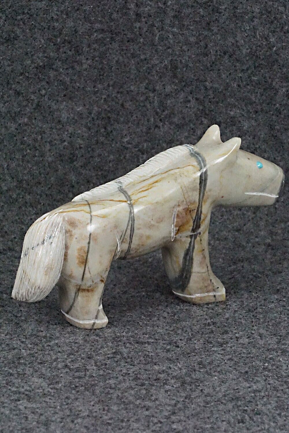 Horse Zuni Fetish Carving - Shannon Calavaza