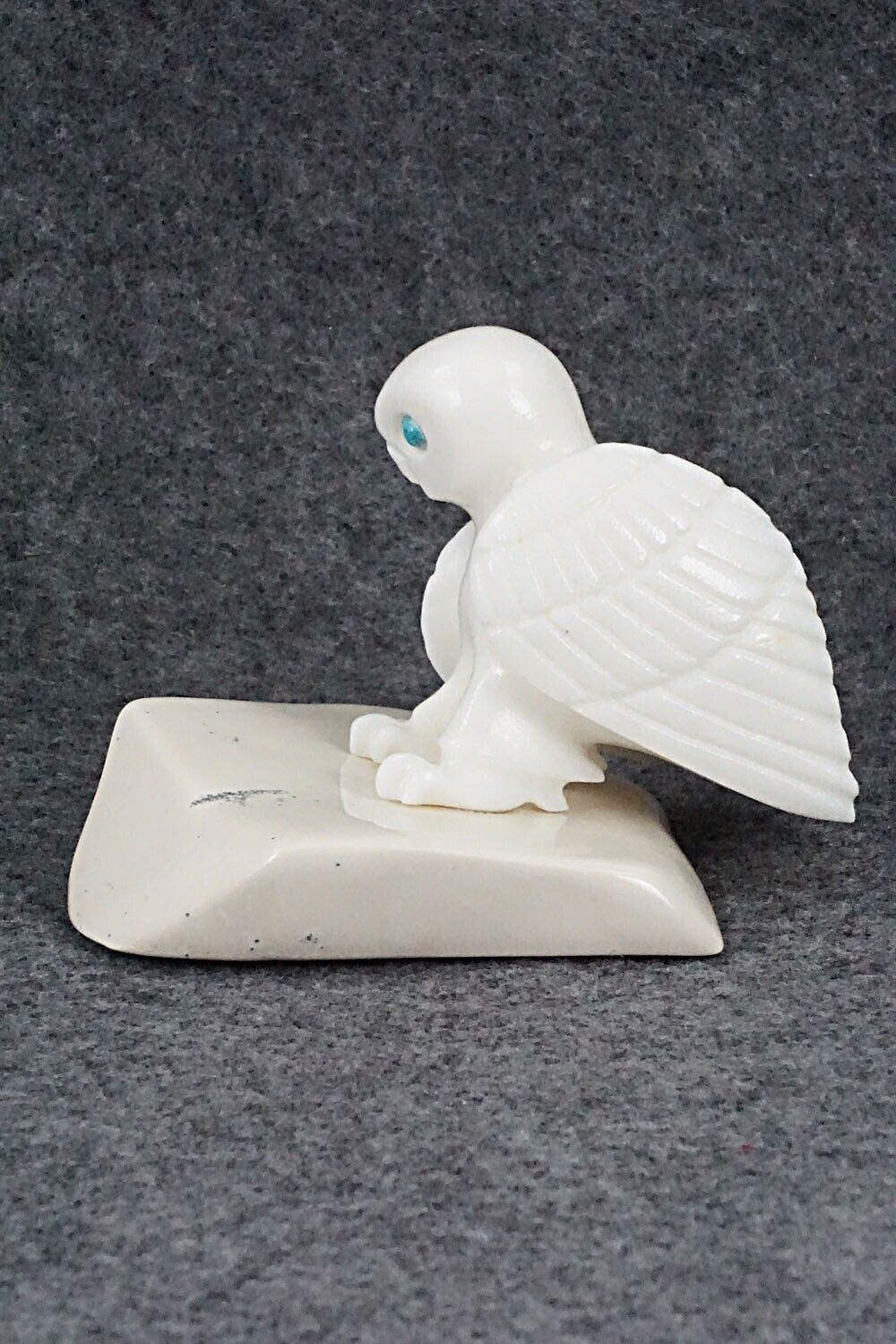 Owl Zuni Fetish Carving - Albert Eustace