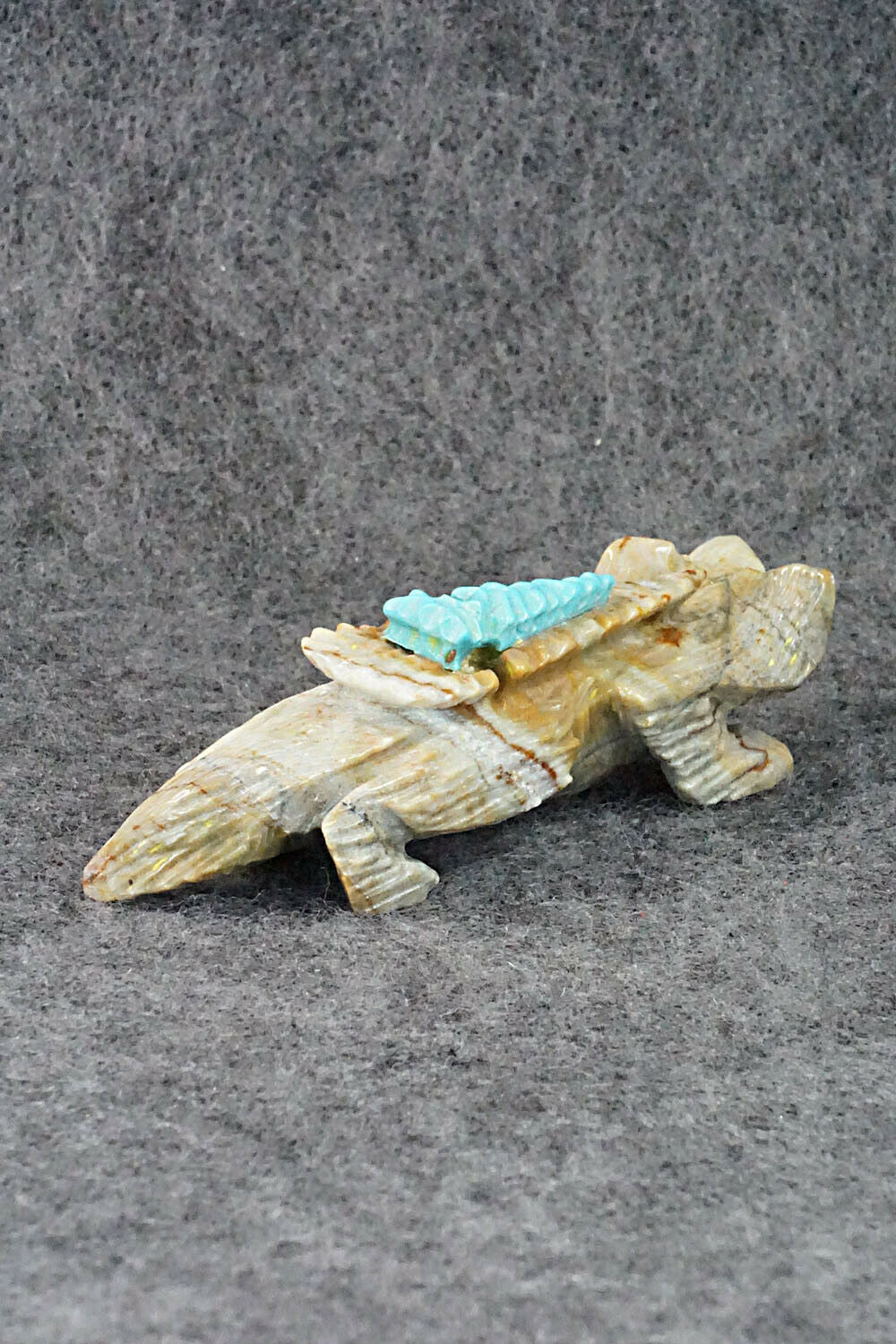 Wolf Zuni Fetish Carving - Alvin Haloo