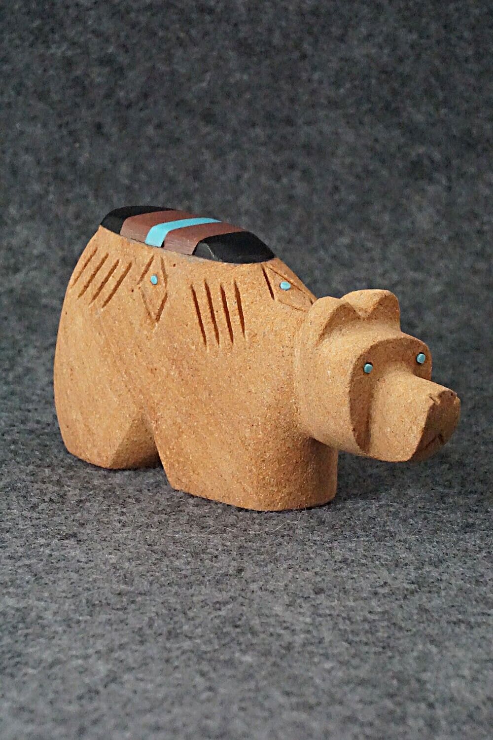 Bear Zuni Fetish Carving - Brandon Phillips