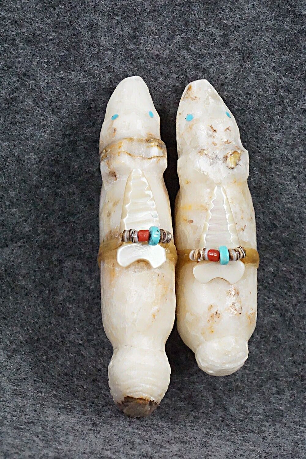 Bear Zuni Fetish Carving - Peter Gasper