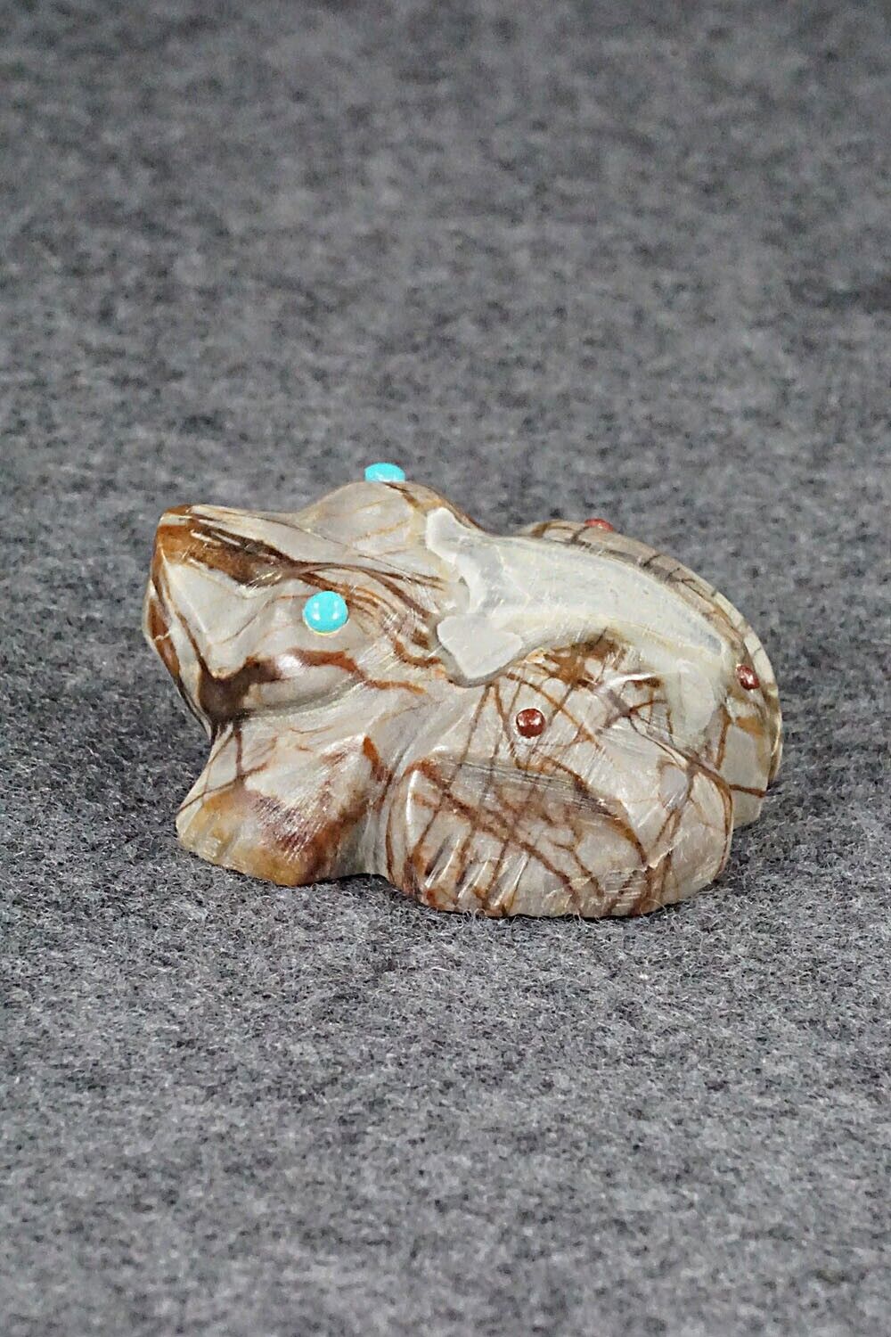 Frog Zuni Fetish Carving - Gordon Poncho