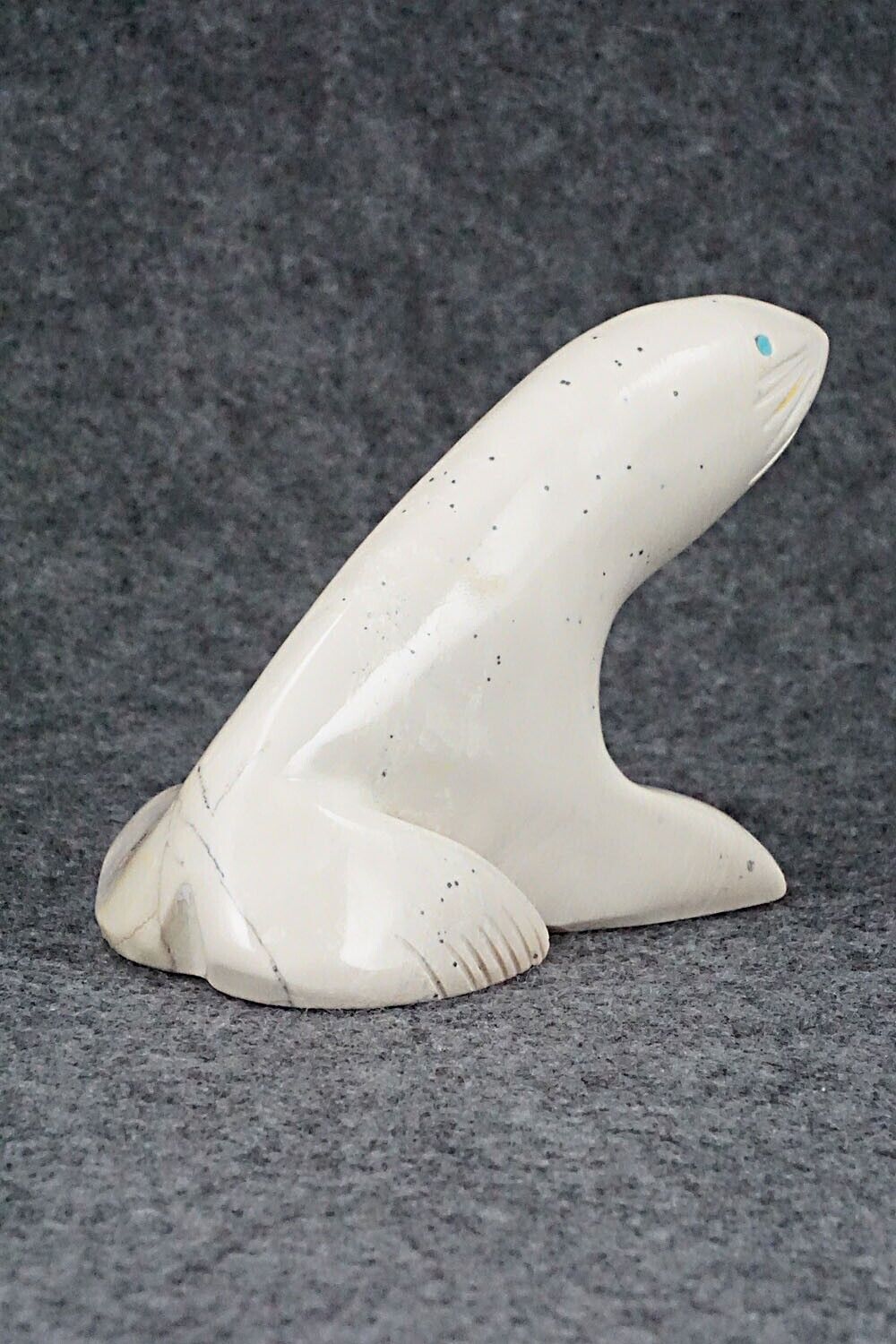Sea Lion Zuni Fetish Carving - Gilbert Lonjose