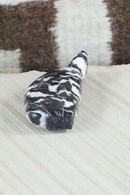 Bear Zuni Fetish Carving - Daphe Quam