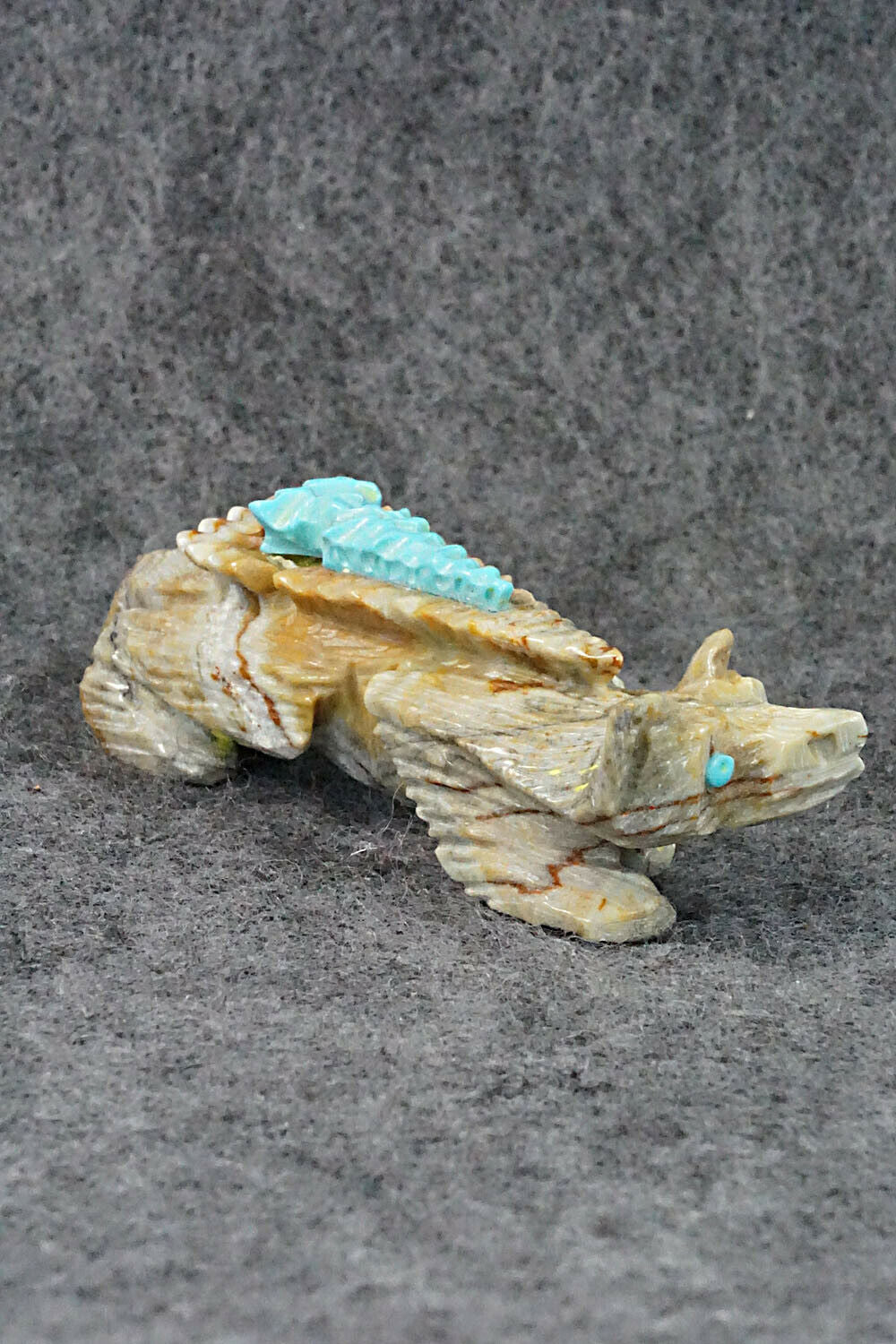 Wolf Zuni Fetish Carving - Alvin Haloo