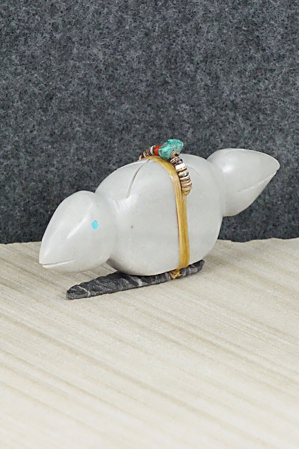 Bird Zuni Fetish Carving - Peter Gasper