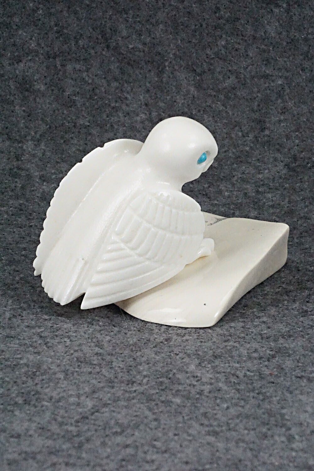 Owl Zuni Fetish Carving - Albert Eustace