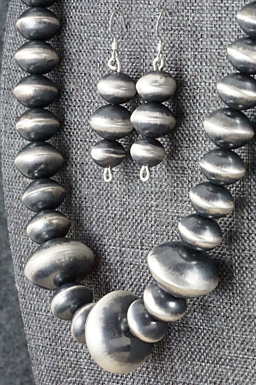 Sterling Silver Navajo Pearl Necklace & Earrings - Presley Haley