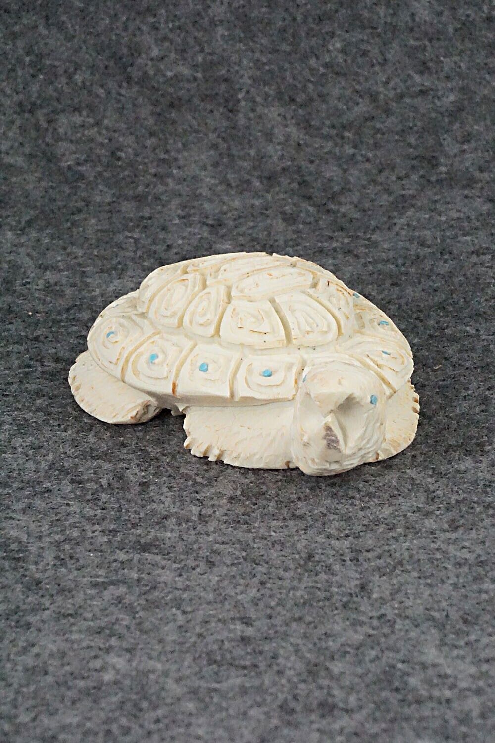 Turtle Zuni Fetish Carving - Adrian Cachini