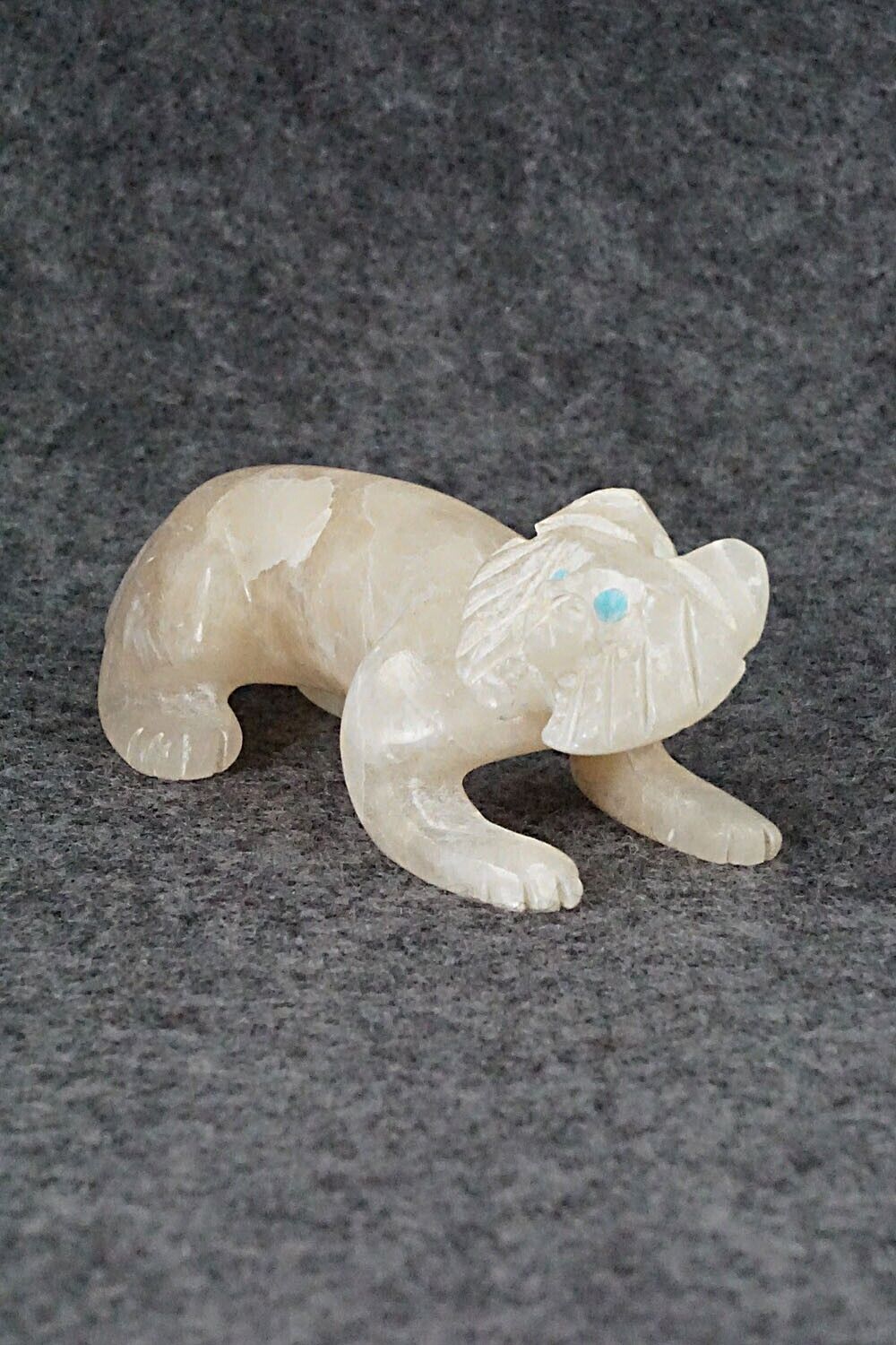 Bobcat Zuni Fetish Carving - Cody Cheama