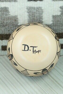 Hopi Pottery - D. Tsiny