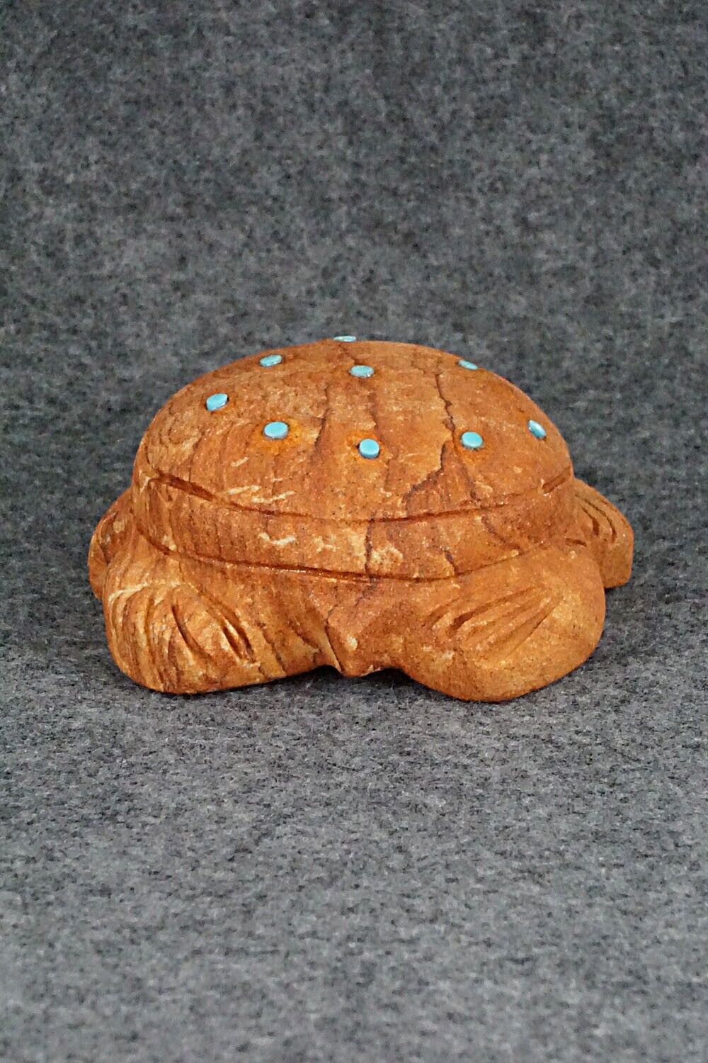 Turtle Zuni Fetish Carving - Louise Ponchuella