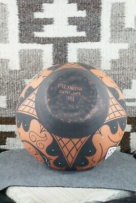 Zuni Pottery - Priscilla Peynetsa