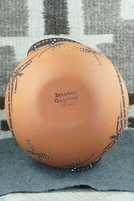 Zuni Pottery - Deldrick Cellicion