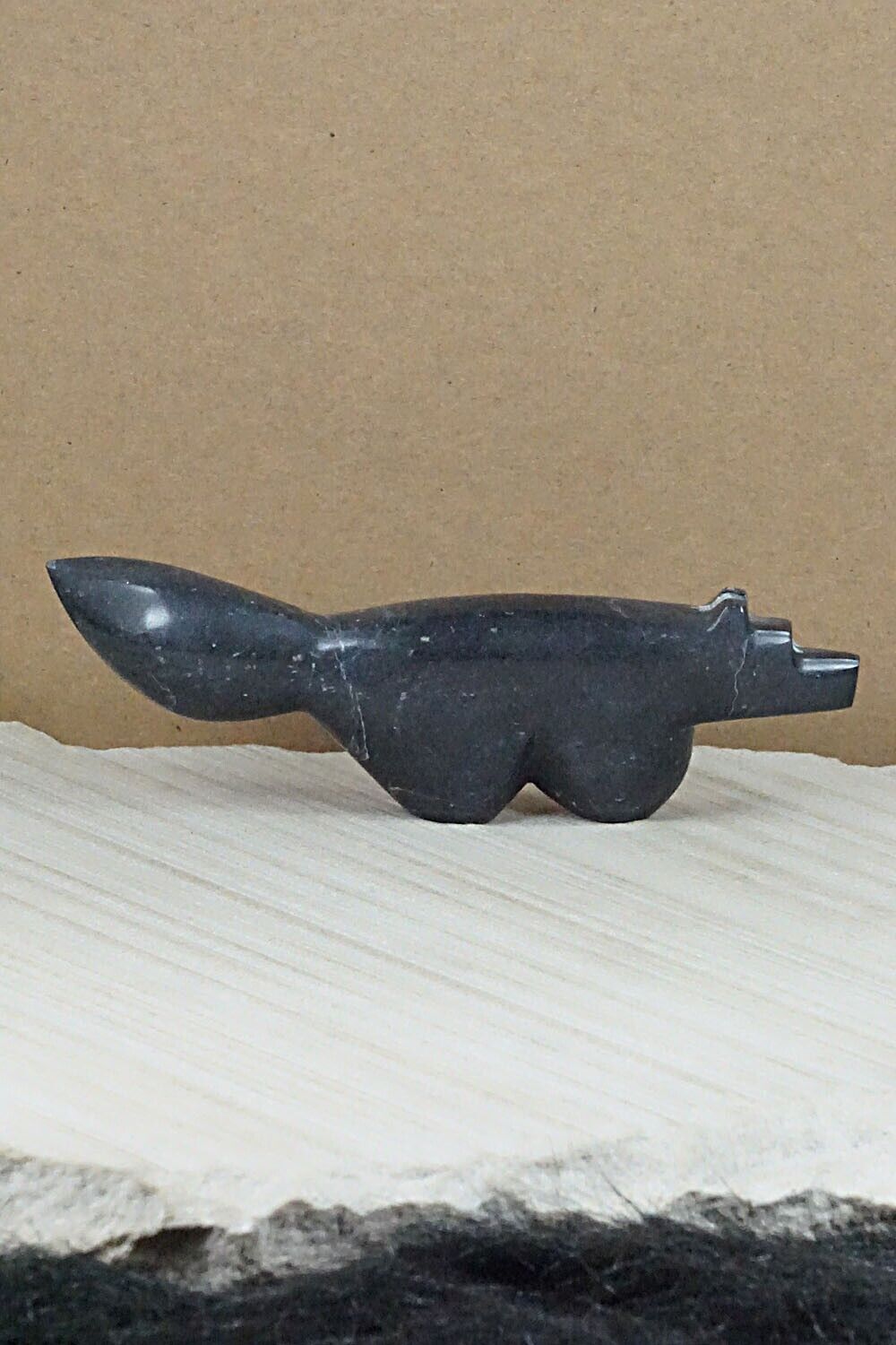 Wolf Zuni Fetish Carving - Bernard Laiwakete