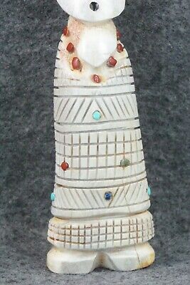 Corn Maiden Zuni Fetish Carving - Carl Etsate